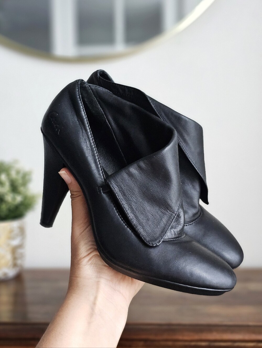 Coach Alexandria Black Leather Foldover High Heel Pumps Size 8